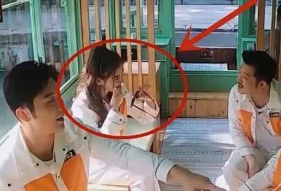 b跑男迎来最大牌女嘉宾,全体等她补完妆才能录节目看不下去了