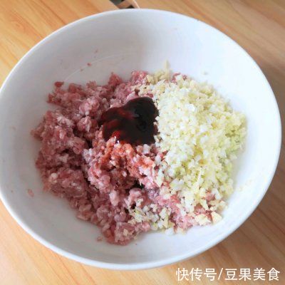 禹馨|三分钟做好大米肉圆,做饭太简单