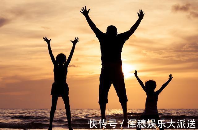 亲近|想知道孩子如何择偶,从小开始看这个行为就知道啦,不用等长大