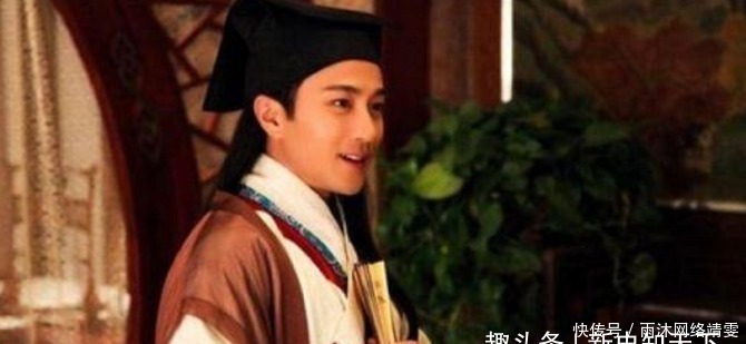 小姑娘#才女来砸场,出一上联:蜻蜓轻停在清亭,难倒唐伯虎,还好他解围