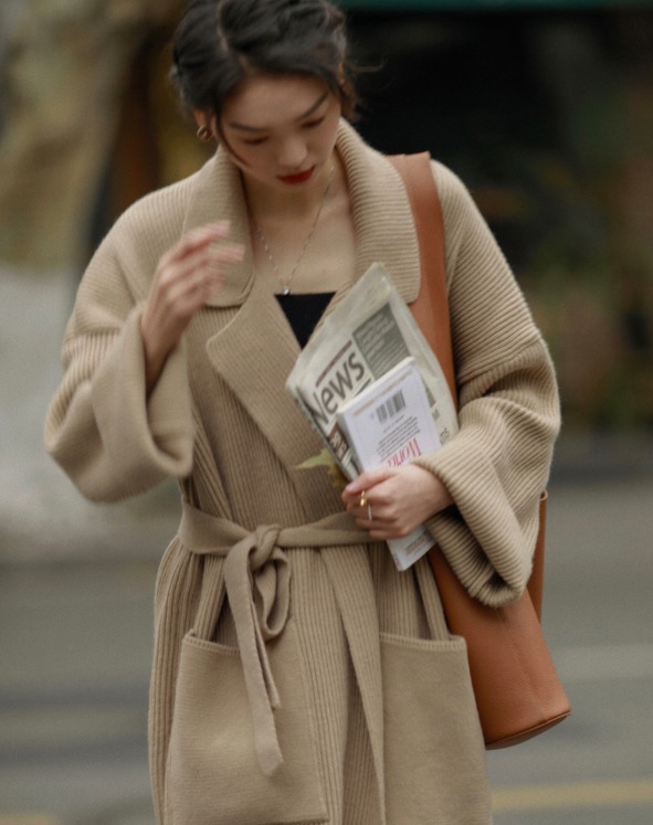 博主|入冬怎么穿又暖又美?试一试“毛衣”穿搭,提升气质又温柔优雅!