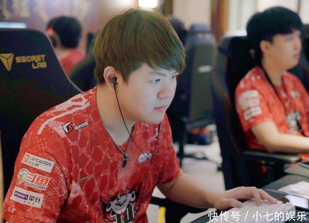 S10|S10接近尾声，网友热议LPL四大上单：感觉还是Zoom厉害
