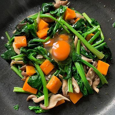 黑胡椒|蘑菇菠菜南瓜北非蛋