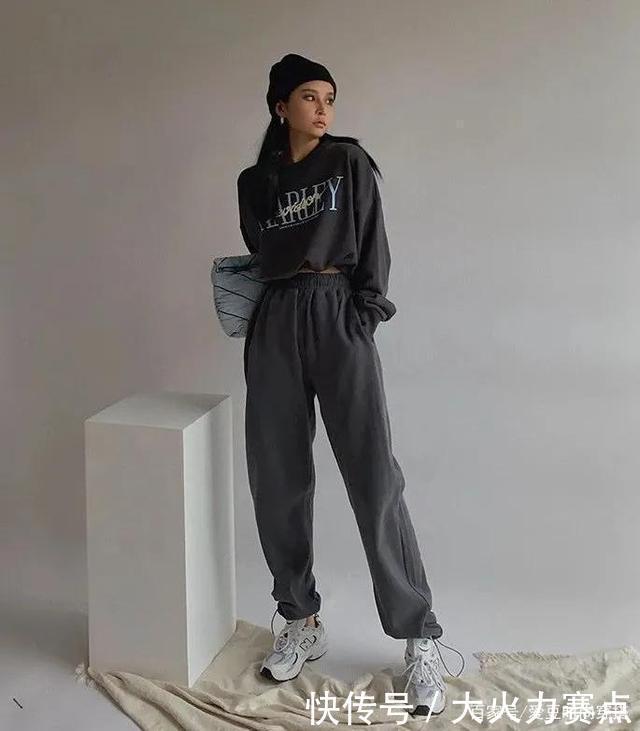 卫衣|卫衣这么穿,真的显胖又显矮