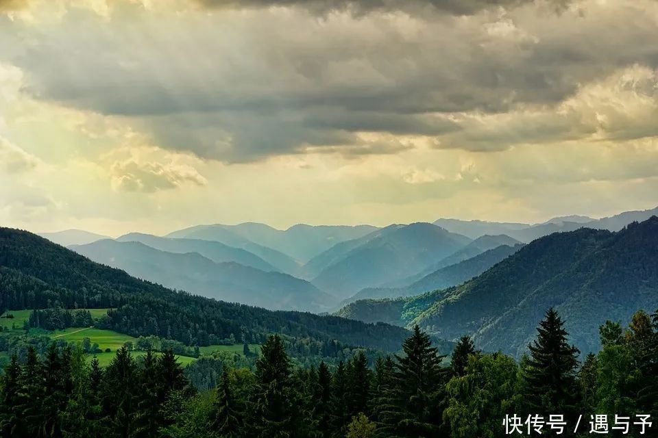 秋气属金|圆运动是如何看待五行的