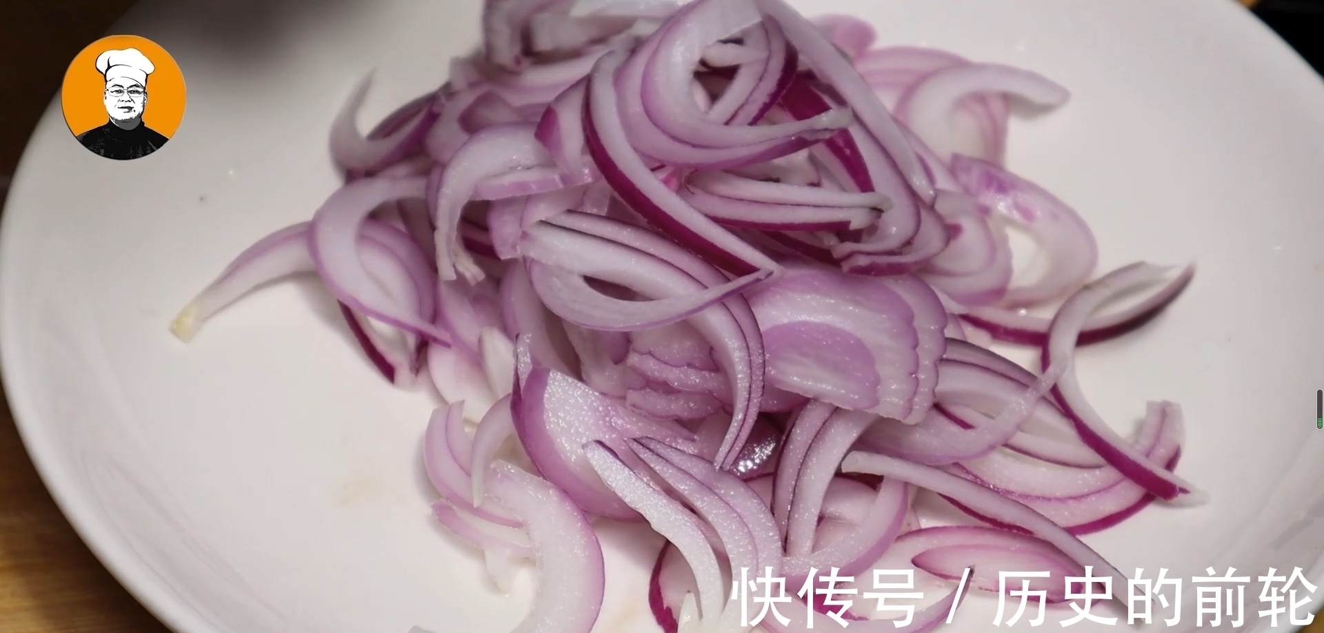 老刘|1个洋葱1把面条,简单一做,我家一周吃5次,又香又解馋