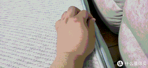 记忆棉|蘑菇玩家居 篇十八:软硬兼具,好睡舒适、网易云舒零压感软硬两用弹簧床垫 体验评测