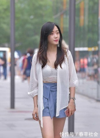 短裙 眼神会“说话”的小姐姐，这就是传说中的女神吧！