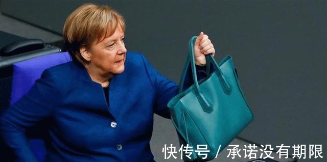 托特包@夏季的包包,这样背最好看!夏季的包包,这样背最好看!