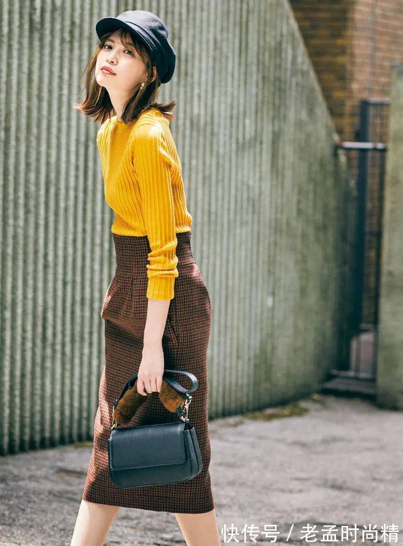 穿搭 30+女人穿“毛衣+半身裙”,气质温柔又知性