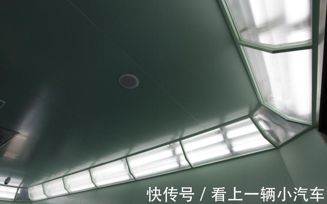 吊顶|你家吊顶还在做石膏线吗?现在流行做一圈发光线条,好看又实用!