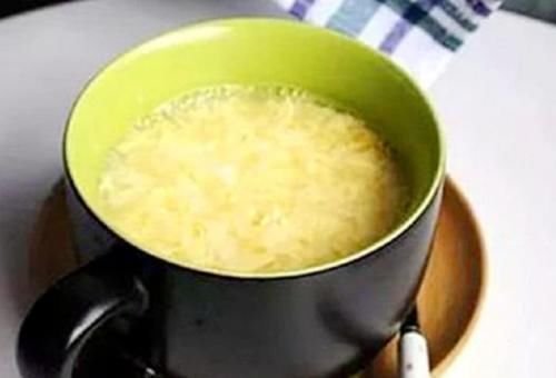 香油|开水冲鸡蛋,滴2滴香油,喝了有什么用?或许很多人还不清楚