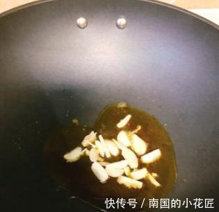 上班没时间做饭？这道菜5分钟出锅，一碗米饭一份菜，管饱又下饭