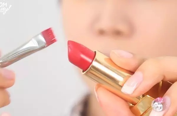 嘴唇|涂了10年的口红,原来都是错的!