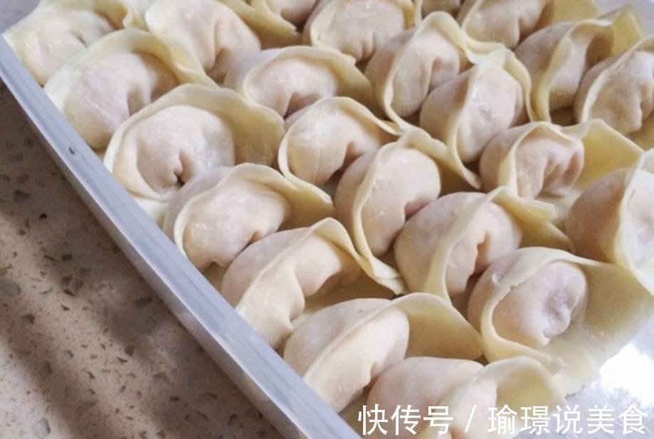 媳妇把早餐换个花样，十分钟就做好，一碗下肚热乎又开胃，特好吃