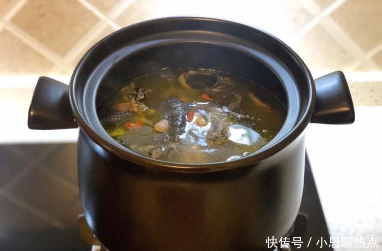 有些便秘并不是水果蔬菜吃得少,试试这道汤,排便顺畅小腹平