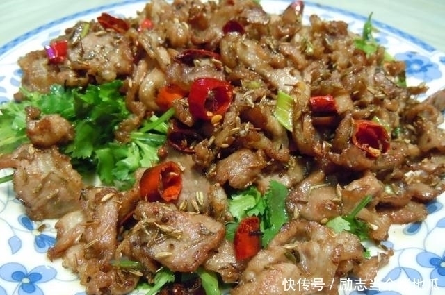 实实在在的几道家常菜,做法简单美味可口,味道不输酒店大厨