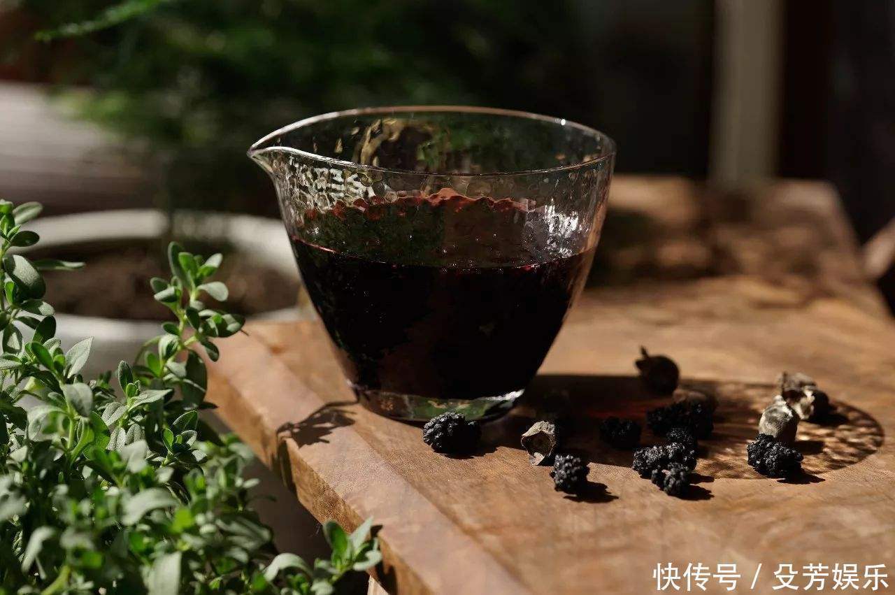 药酒|最适合冬季的“药酒方子”，温补肾阳、活血通络，赶走手脚冰凉！
