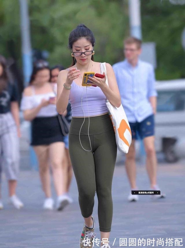 懒人 瑜伽裤是懒人出门快速穿搭服饰，不装嫩不显老，走路带风！