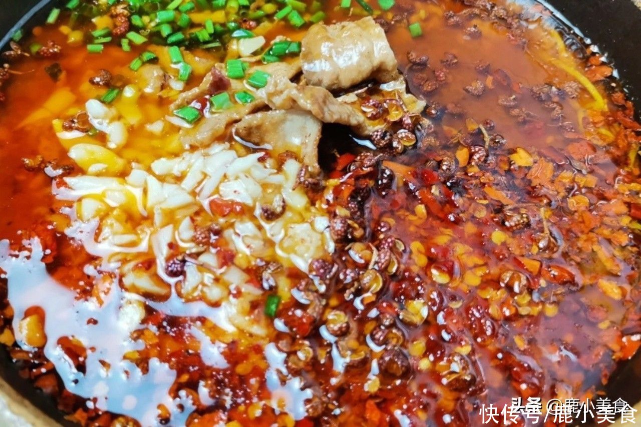 麻辣酱汤|水煮肉片的美味诀窍，掌握“4个技巧”，肉片麻辣鲜香，嫩滑入味
