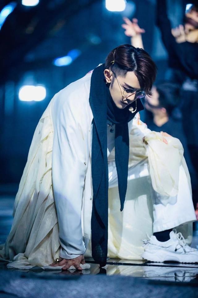 汪東城眩暈癥住院遺憾缺席舞臺 新節(jié)目挑戰(zhàn)喜劇獲期待