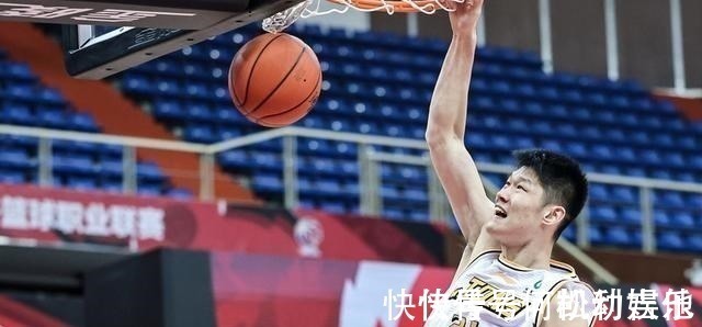 沈梓捷|CBA最新消息,王哲林膝盖受伤,沈梓捷颈椎扭伤,两人无缘国家队