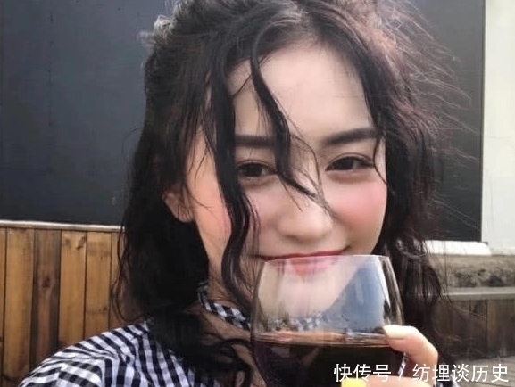 异性缘|起床后坚持这3种“习惯”，颜值会一路“飙升”，异性缘爆表！