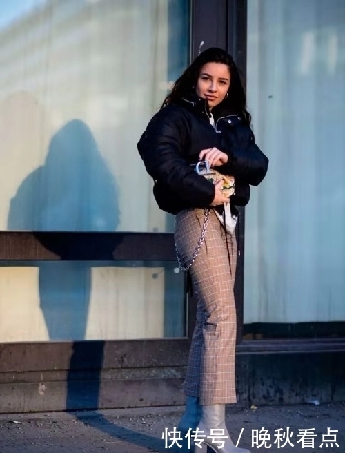 pick|羽绒服怎么穿更有范?pick气质阔腿裤,打造冬季吸睛look