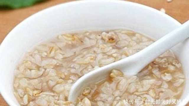 食物|女性月经期间,这4种食物敞开吃,排出污血,体重或会降至两位数