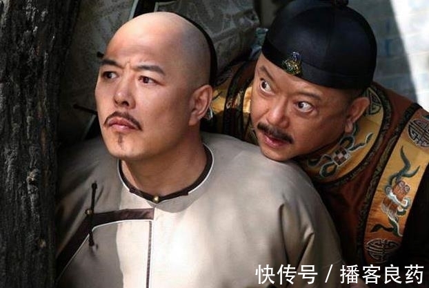 寸土寺$纪晓岚出联:寸土寺内少女妙,乾隆大怒,他却说:只有和珅能对出