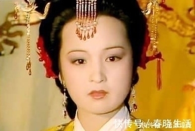 王夫人!宝玉迎娶宝钗后,来不及吃后悔药的王夫人,为何后悔没让黛玉过门