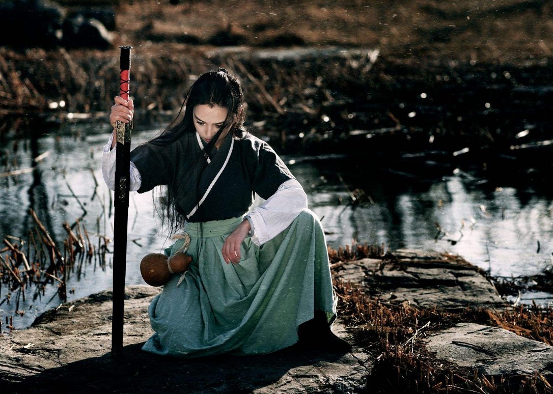  受欢迎|听说霸气的诗词很受欢迎？李白这句侠客诗，论霸气你给打几分？