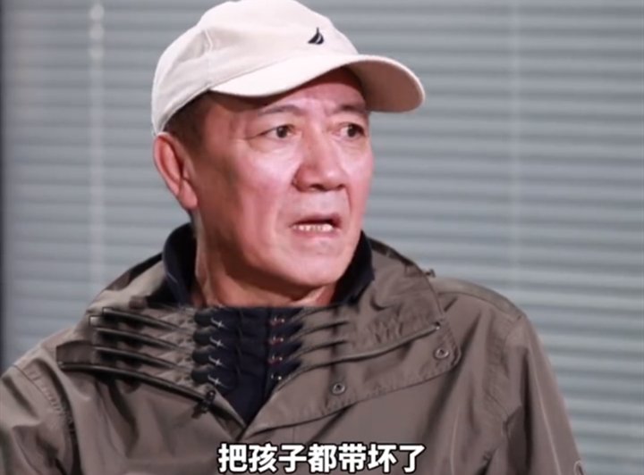 快乐大本营|《快本》的整改，李幼斌的痛斥，预示着“娱乐至死”年代的消逝