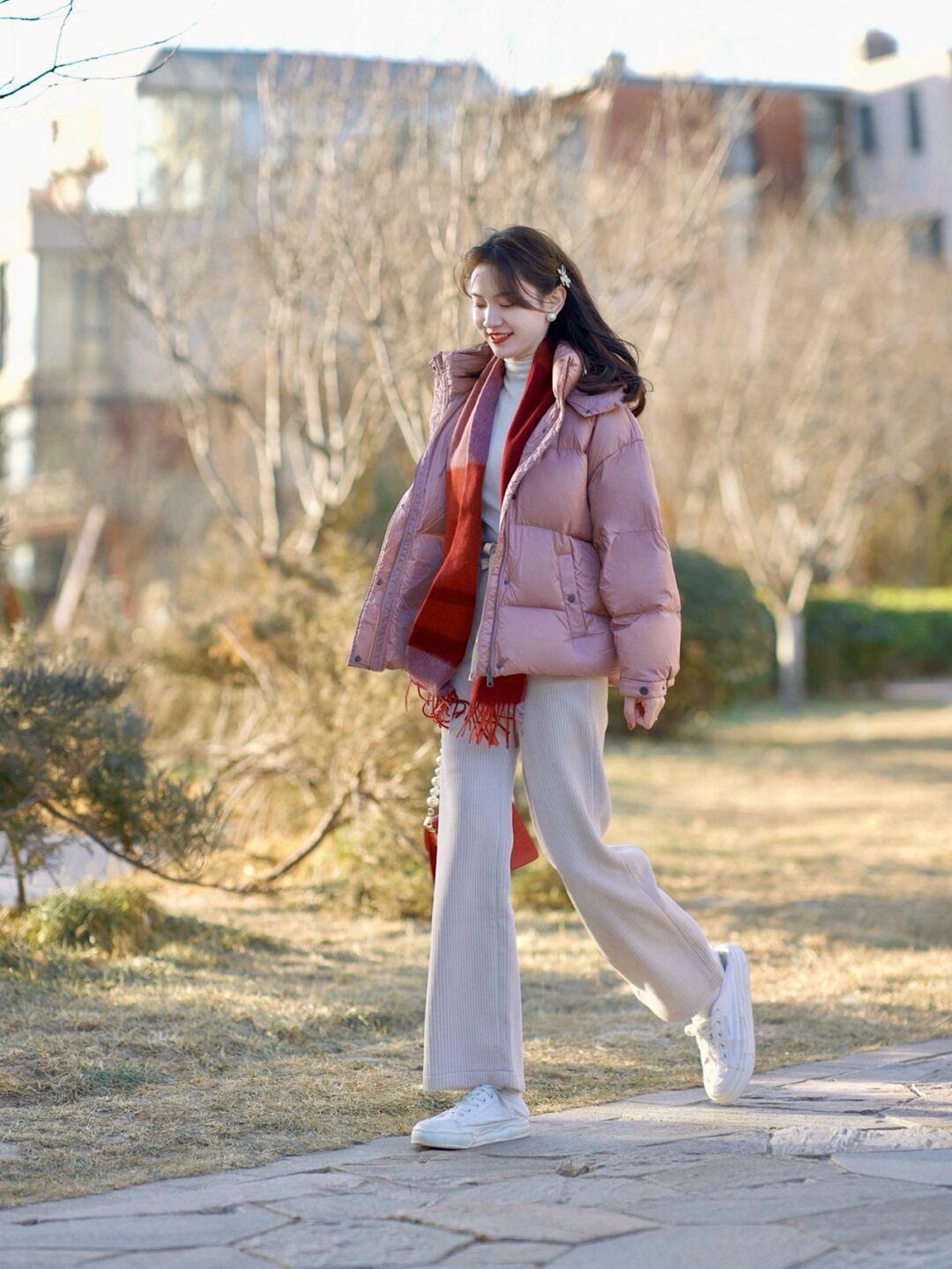 穿搭 冬天怎么穿保暖又洋气?或许你差一件“羽绒服”,优雅体面还显瘦