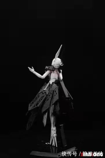 板件|之前好像有人发私信想要看机娘来着,这不就来了嘛