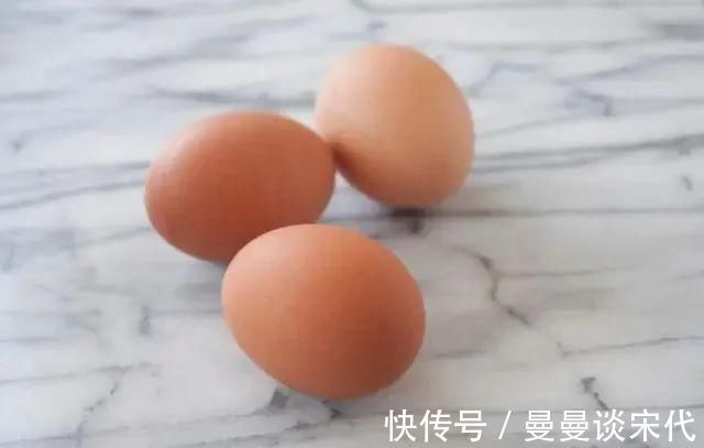 鸡蛋|每天吃一个水煮鸡蛋,会影响血糖值吗?越早了解越好