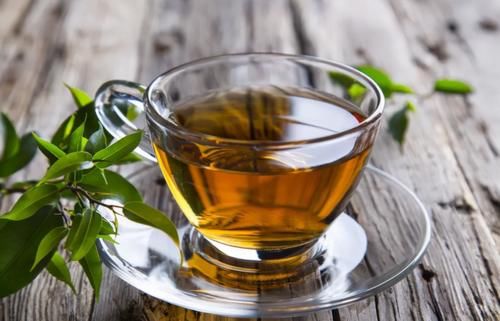 健康|长期喝茶的人与喝白开水的人相比，谁的血管更健康？现在知道还不晚