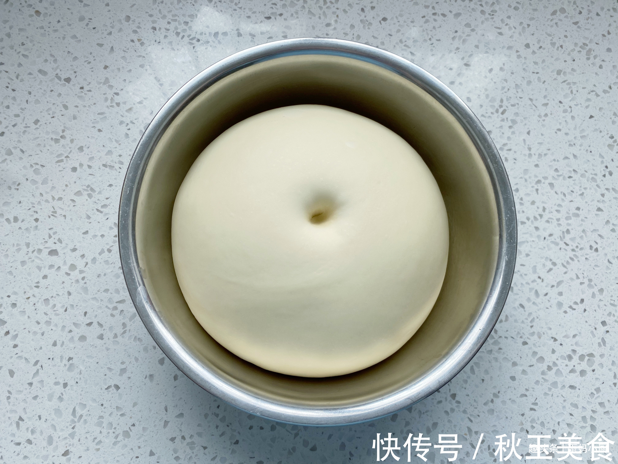 发酵|小面包按这个配方做，松软拉丝又美味，零难度新手一次成功