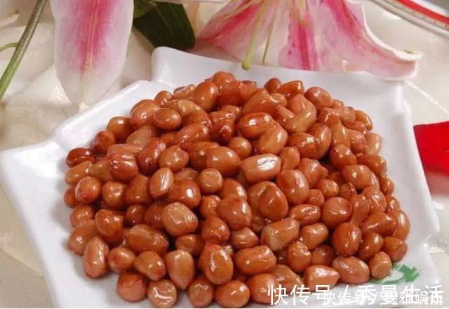 炒花生|炒花生下锅之前加一步，炒出的花生又翠又香又好吃