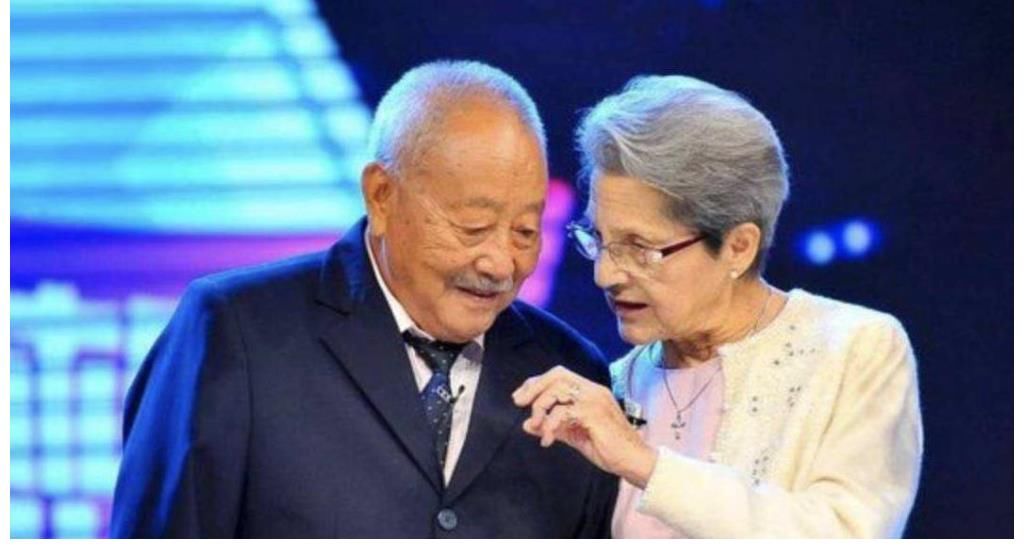 圣经&法国奶奶为中国初恋55年没结婚，83岁再续前缘，终于嫁给中国初恋