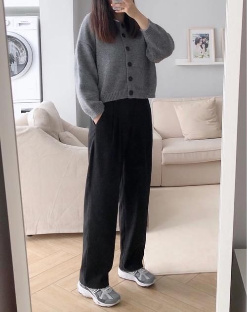 微胖女生的日常穿搭来了！清爽简约告别油腻，尤其适合学生党