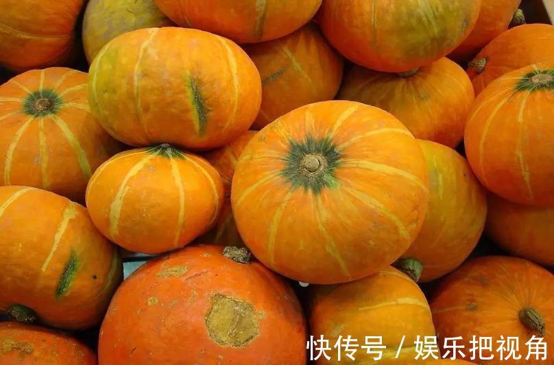 瓜皮|挑南瓜时,记住“4招”,南瓜又沙又甜,很多人都不知道