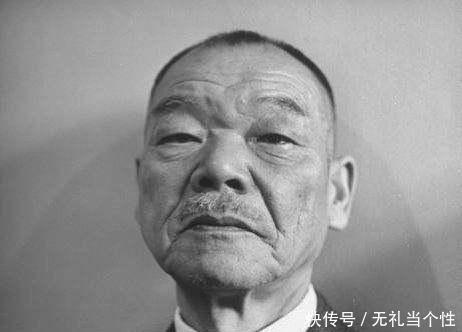 小矶国昭|不懂中文的日本人给自己取中文名, 名字让人忍俊不禁