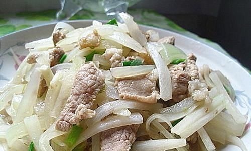 白萝卜|冬季吃牛羊肉,还不如多吃它,9毛一斤,常吃身体强壮,百吃不厌