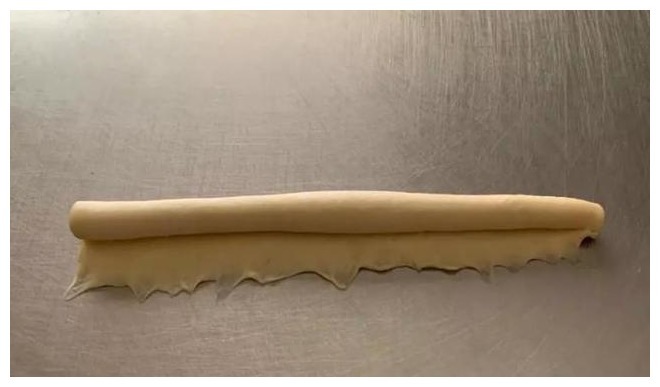 做番茄火腿肉松面包，只需3步，香甜松软又美味，小孩子都喜欢