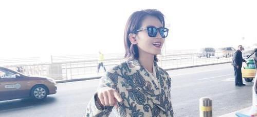 牛仔装|牛仔装怎么穿才好看，看小宋佳的牛仔私服搭配，时髦减龄又高级