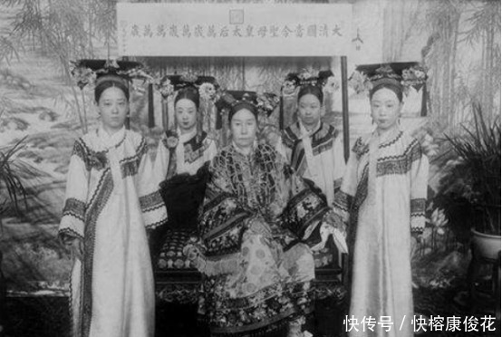 清朝|为什么清朝宫女的照片都那么丑呢?其实还是与这个女人有关