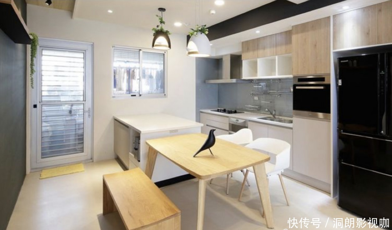 岛台|餐厅装修别只摆放餐桌椅,如今流行这3套设计,感觉多出几平米