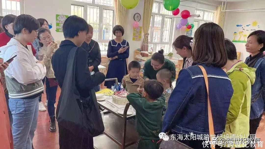 ＂烛光里的妈妈·感受温暖＂幼儿园主题活动