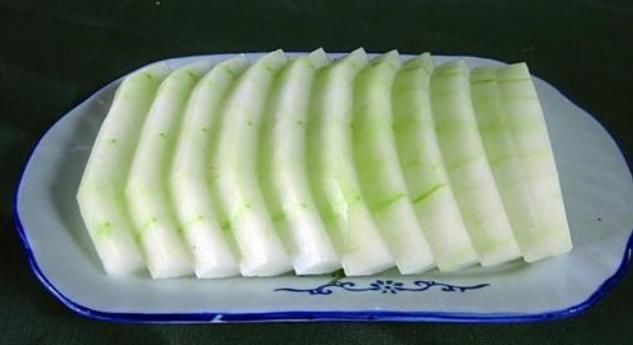 红豆薏米茶|湿气的“大冤家”是这四种食物,吃得越多,体内湿气跑得越快